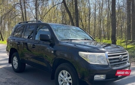 Toyota Land Cruiser 200, 2007 год, 2 050 000 рублей, 8 фотография