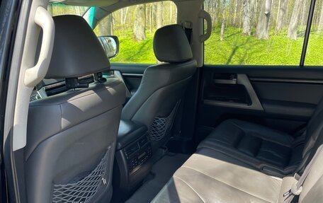 Toyota Land Cruiser 200, 2007 год, 2 050 000 рублей, 13 фотография