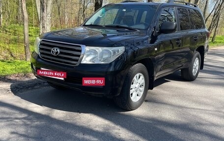 Toyota Land Cruiser 200, 2007 год, 2 050 000 рублей, 2 фотография