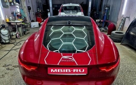Jaguar F-Type I рестайлинг 2, 2016 год, 4 100 000 рублей, 14 фотография
