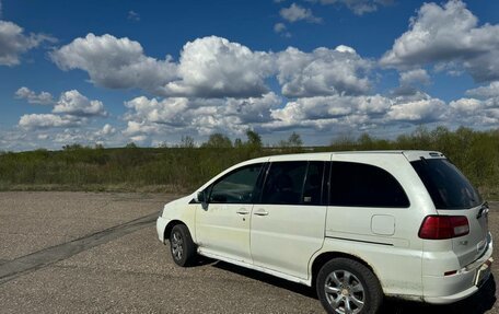 Nissan Liberty, 2000 год, 320 000 рублей, 2 фотография