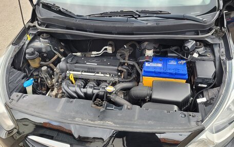 Hyundai Solaris II рестайлинг, 2012 год, 720 000 рублей, 17 фотография