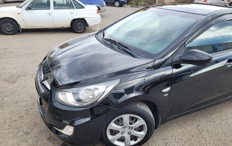 Hyundai Solaris II рестайлинг, 2012 год, 720 000 рублей, 14 фотография