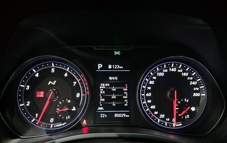 Hyundai Veloster II, 2020 год, 2 070 000 рублей, 11 фотография