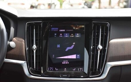 Volvo S90 II рестайлинг, 2021 год, 3 290 000 рублей, 17 фотография