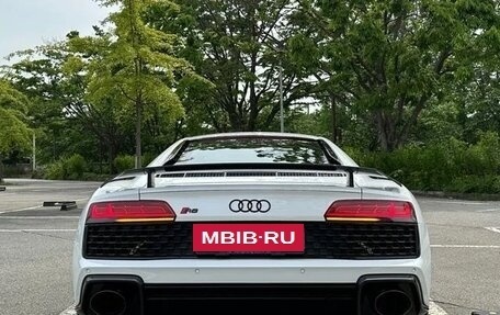 Audi R8, 2022 год, 16 800 000 рублей, 4 фотография