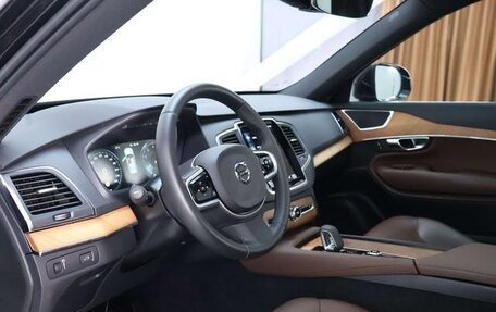 Volvo XC90 II рестайлинг, 2022 год, 4 460 000 рублей, 22 фотография