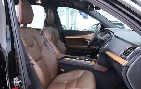 Volvo XC90 II рестайлинг, 2022 год, 4 460 000 рублей, 13 фотография