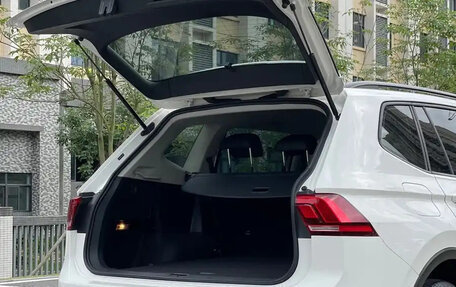Volkswagen Tiguan II, 2021 год, 2 057 027 рублей, 29 фотография