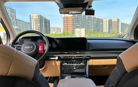KIA Carnival, 2022 год, 5 600 000 рублей, 7 фотография