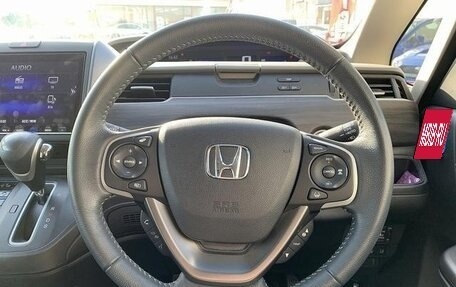 Honda Freed II, 2022 год, 1 430 000 рублей, 14 фотография