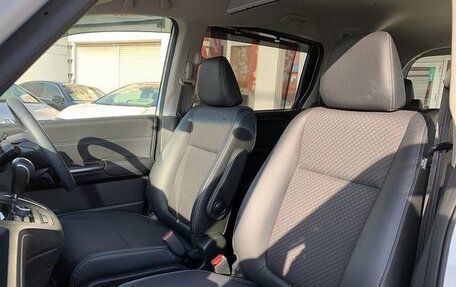 Honda Freed II, 2022 год, 1 430 000 рублей, 28 фотография