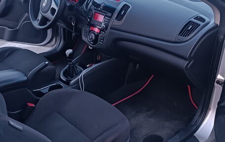 KIA Cerato III, 2011 год, 820 000 рублей, 2 фотография