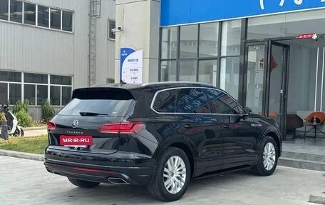 Volkswagen Touareg III, 2021 год, 3 800 888 рублей, 4 фотография