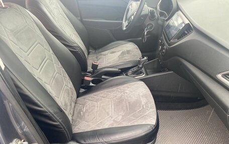 Hyundai Solaris II рестайлинг, 2017 год, 1 030 000 рублей, 10 фотография
