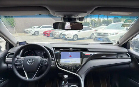 Toyota Camry, 2020 год, 2 000 000 рублей, 4 фотография