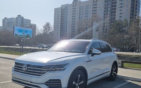 Volkswagen Touareg III, 2019 год, 6 999 000 рублей, 1 фотография