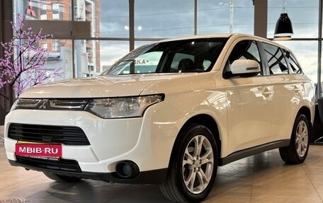 Mitsubishi Outlander III рестайлинг 3, 2013 год, 1 485 000 рублей, 1 фотография