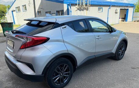 Toyota C-HR I рестайлинг, 2019 год, 10 фотография