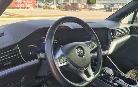 Volkswagen Touareg III, 2019 год, 6 999 000 рублей, 5 фотография