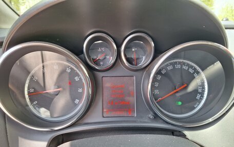 Opel Astra J, 2010 год, 515 000 рублей, 8 фотография