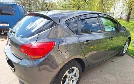 Opel Astra J, 2010 год, 515 000 рублей, 23 фотография