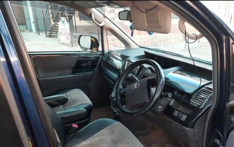 Toyota Noah III, 2008 год, 1 180 000 рублей, 5 фотография