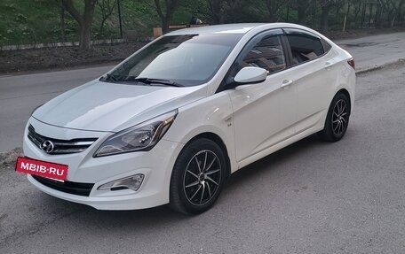 Hyundai Solaris II рестайлинг, 2014 год, 830 000 рублей, 7 фотография