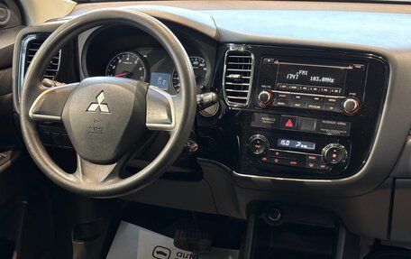 Mitsubishi Outlander III рестайлинг 3, 2013 год, 1 485 000 рублей, 18 фотография