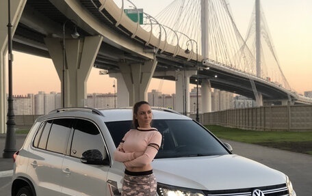 Volkswagen Tiguan I, 2014 год, 2 200 000 рублей, 4 фотография