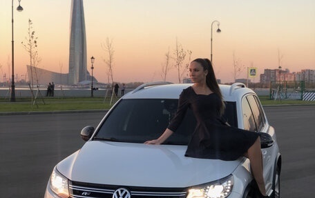 Volkswagen Tiguan I, 2014 год, 2 200 000 рублей, 3 фотография
