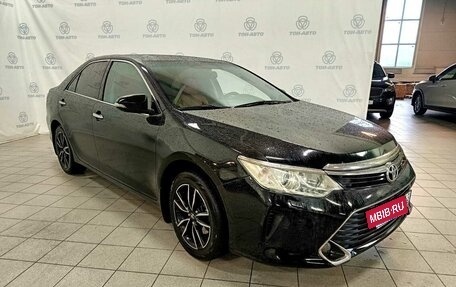 Toyota Camry, 2016 год, 1 885 000 рублей, 2 фотография