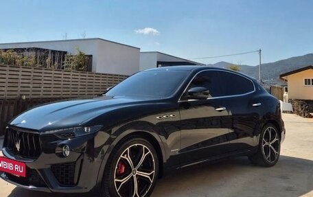 Maserati Levante I, 2021 год, 4 970 000 рублей, 6 фотография
