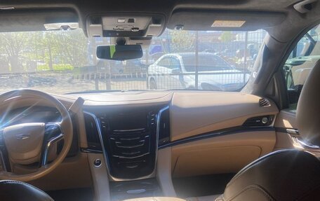 Cadillac Escalade IV, 2020 год, 8 120 000 рублей, 7 фотография