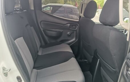Mitsubishi L200 IV рестайлинг, 2021 год, 2 520 000 рублей, 16 фотография