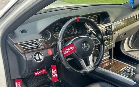 Mercedes-Benz E-Класс, 2011 год, 1 630 000 рублей, 6 фотография