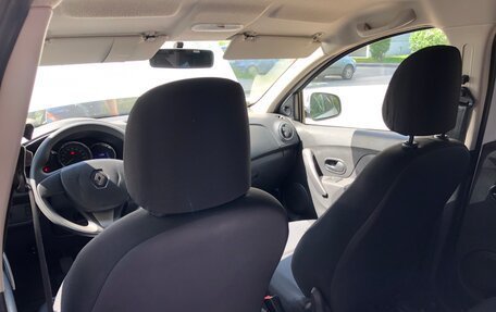Renault Logan II, 2016 год, 615 000 рублей, 10 фотография