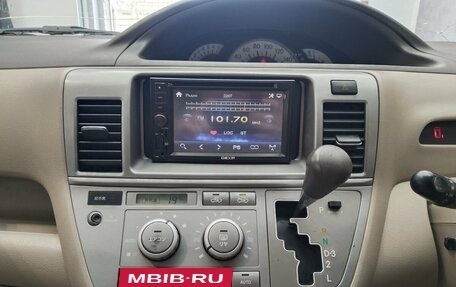 Toyota Raum II, 2003 год, 520 000 рублей, 11 фотография