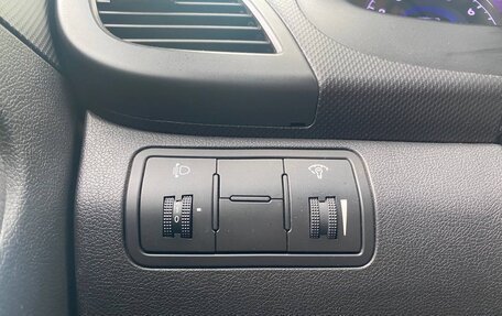 Hyundai Solaris II рестайлинг, 2013 год, 685 000 рублей, 17 фотография