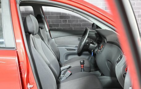 KIA Rio II, 2009 год, 630 000 рублей, 11 фотография