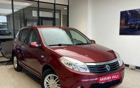 Renault Sandero I, 2010 год, 620 000 рублей, 3 фотография