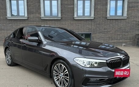 BMW 5 серия, 2019 год, 3 280 000 рублей, 3 фотография