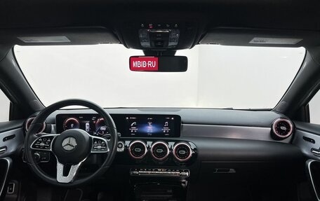 Mercedes-Benz A-Класс, 2020 год, 2 830 000 рублей, 10 фотография