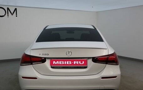 Mercedes-Benz A-Класс, 2020 год, 2 830 000 рублей, 4 фотография