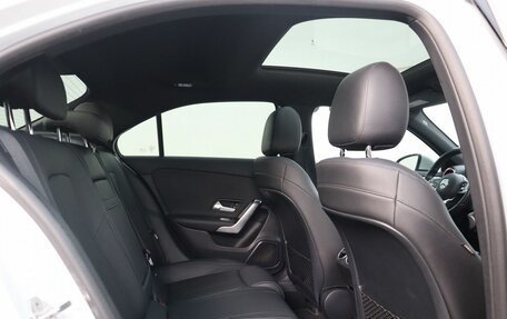 Mercedes-Benz A-Класс, 2020 год, 2 830 000 рублей, 13 фотография