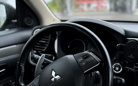 Mitsubishi Outlander III рестайлинг 3, 2020 год, 2 450 000 рублей, 10 фотография