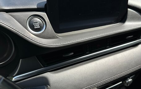Mazda 6, 2019 год, 2 630 000 рублей, 24 фотография