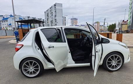 Toyota Vitz, 2018 год, 1 300 000 рублей, 2 фотография