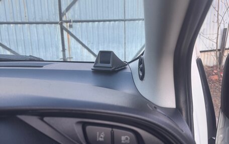 Toyota Vitz, 2018 год, 1 300 000 рублей, 16 фотография