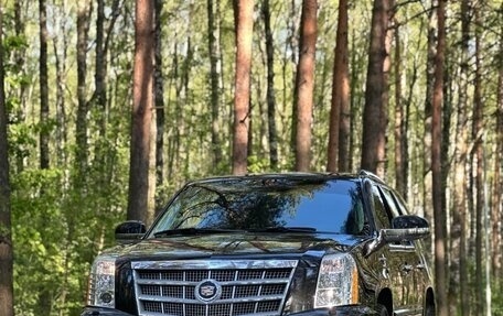 Cadillac Escalade III, 2013 год, 3 300 000 рублей, 2 фотография